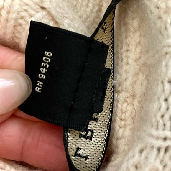 Ralph Lauren Women’s Cashmere Sweater, Size Medium, Cream with Black Velvet Ties - Picture 2 of 11